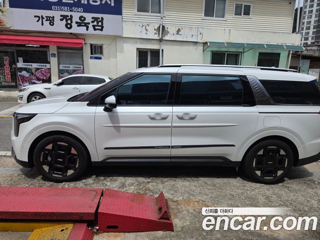 Kia Carnival (IV) HEV 9seater Signature 2025 — фото 3