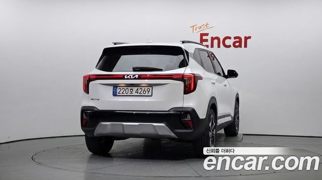 Kia Seltos Gasoline 2.0 2WD Signature 2023 — фото 4