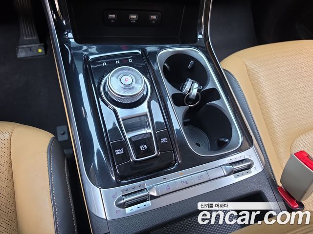 Kia Carnival (IV) Gasoline 9-Seater Signature 2023 — фото 9