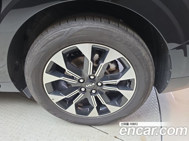 Kia Carnival (IV) Gasoline 9-Seater Signature 2023 — фото 21