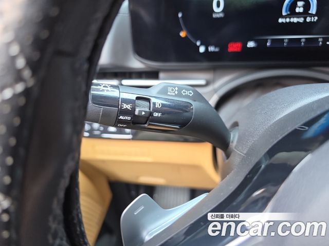 Kia Carnival (IV) Gasoline 9-Seater Signature 2023 — фото 32