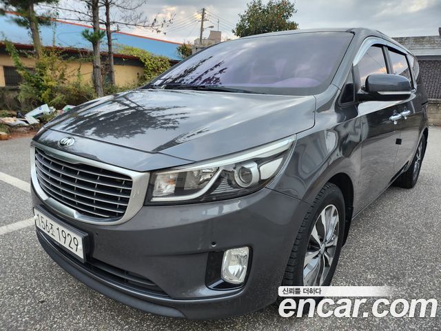 Kia Carnival 9-seater Prestige 2016 — фото 3