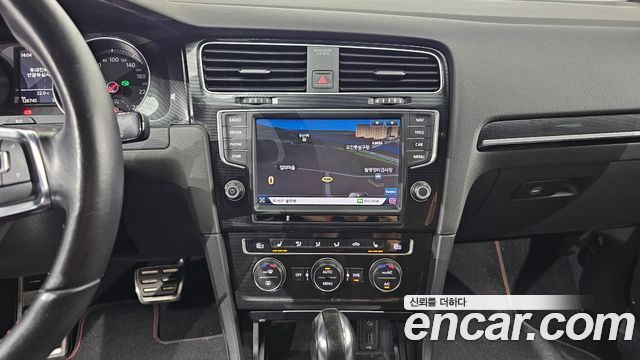 Volkswagen Golf (VII) 2.0 GTI Extreme Edition 2016 — фото 17
