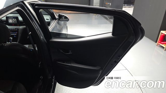 Hyundai Veloster (JS) 1.4 Turbo Modern 2018 — фото 25