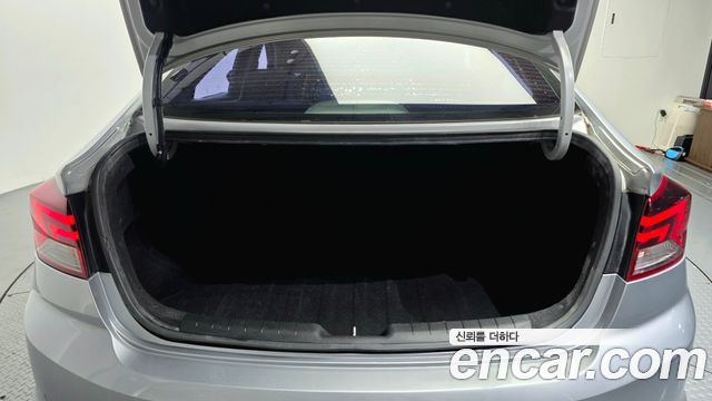 Hyundai Avante (AD) 1.6 Smart Choice 2020 — фото 20