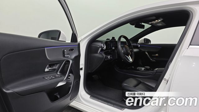 Mercedes-Benz A-Class (W177) A220 Sedan 2021 — фото 10