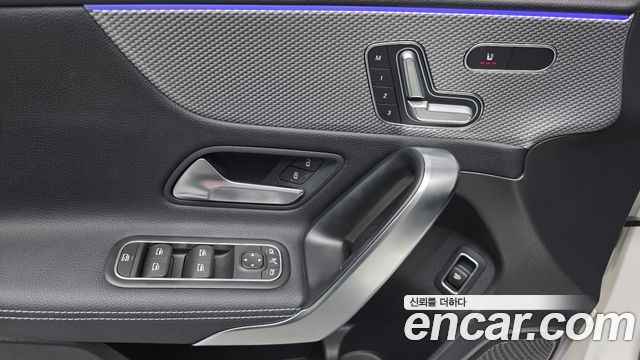 Mercedes-Benz A-Class (W177) A220 Sedan 2021 — фото 11