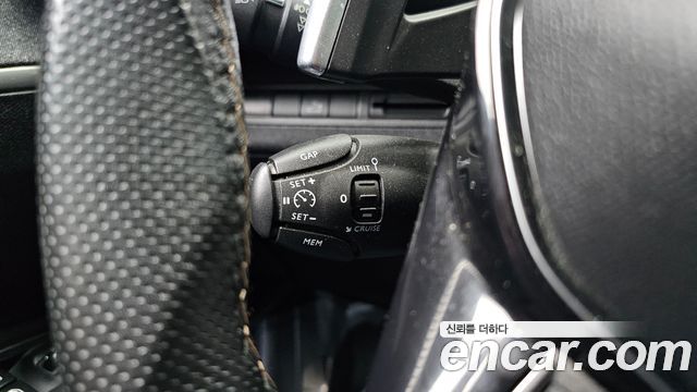 Peugeot 3008 (II) 1.5 BlueHDi GT Line 2019 — фото 18
