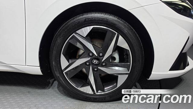 Hyundai Avante (CN7) 1.6 Inspiration 2023 — фото 5