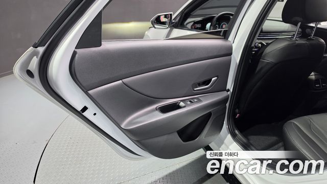 Hyundai Avante (CN7) 1.6 Inspiration 2023 — фото 25