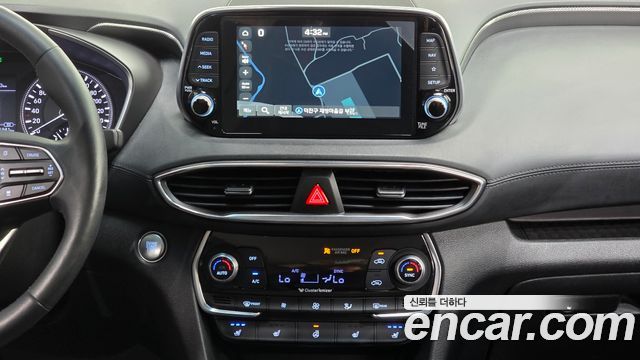 Hyundai Santa Fe (TM) Diesel 2.2 2WD Exclusive 2020 — фото 17