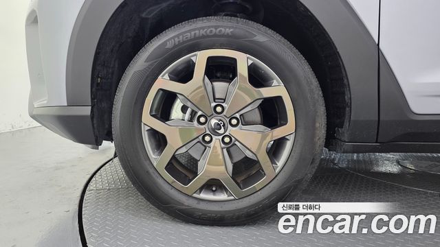 KG Mobility (SsangYong) Torres Gasoline 1.5 2WD T7 2025 — фото 5