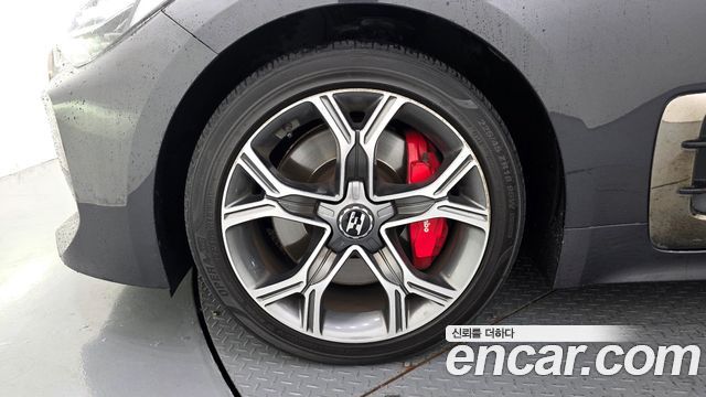 Kia Stinger 2.2 Diesel AWD Platinum 2019 — фото 5
