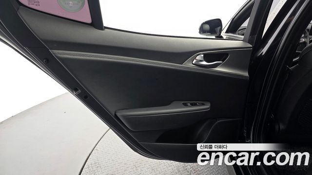 Kia Stinger 2.2 Diesel AWD Platinum 2019 — фото 25