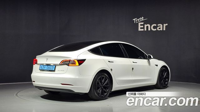 Tesla Model 3 Long Range AWD 2022 — фото 2