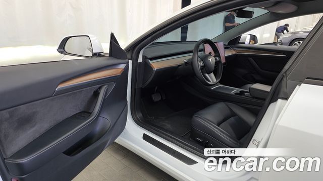 Tesla Model 3 Long Range AWD 2022 — фото 10