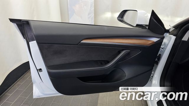 Tesla Model 3 Long Range AWD 2022 — фото 30