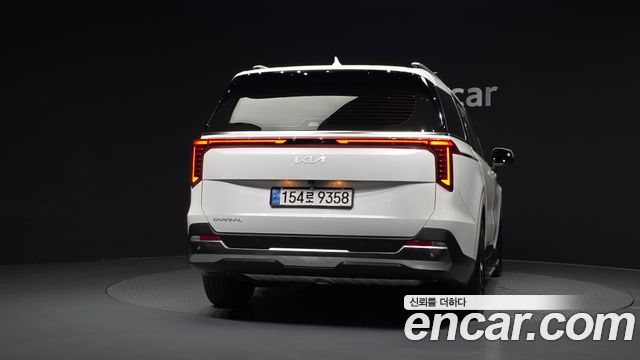Kia Carnival (IV) Gasoline 9-Seater Signature 2024 — фото 4