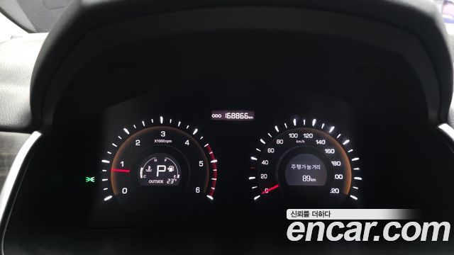 KG Mobility (SsangYong) Korando C 2.0 RX 2WD DLX 2015 — фото 8
