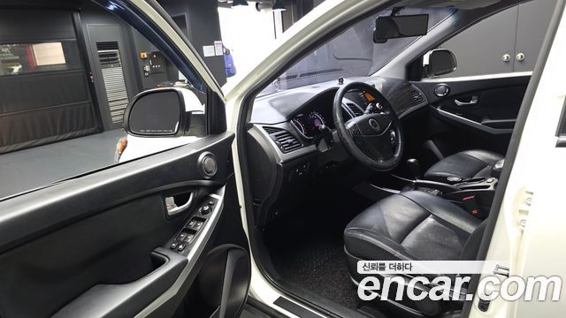 KG Mobility (SsangYong) Korando C 2.0 RX 2WD DLX 2015 — фото 10