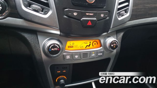 KG Mobility (SsangYong) Korando C 2.0 RX 2WD DLX 2015 — фото 19