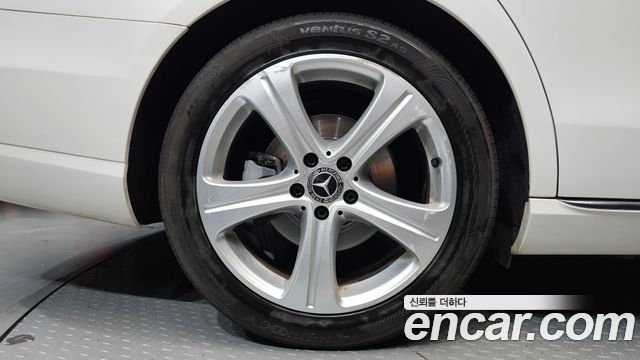 Mercedes-Benz E-Class (W213) E200 Avantgarde 2017 — фото 5