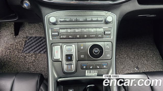 Hyundai Santa Fe HEV 1.6 2WD Prestige 2022 — фото 9