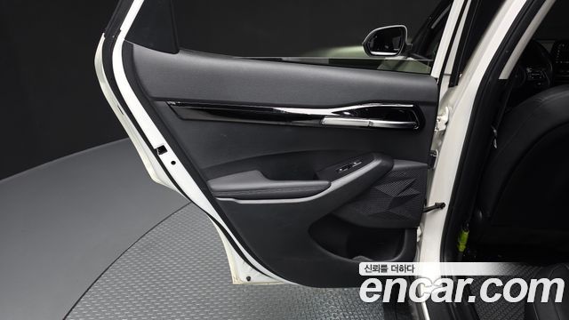 Kia Seltos Gasoline 1.6 Turbo 2WD Signature 2022 — фото 25