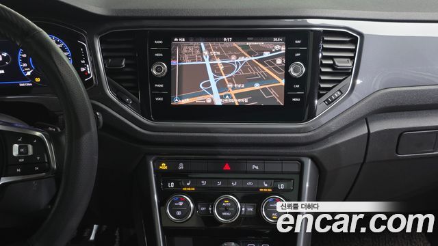 Volkswagen T-Roc 2.0 TDI Premium 2022 — фото 14
