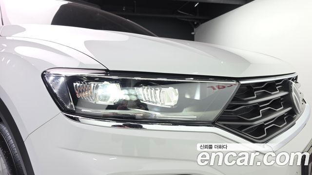 Volkswagen T-Roc 2.0 TDI Premium 2022 — фото 22