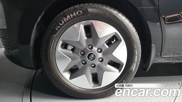 Hyundai Staria L3.5 Tourer 11-Seater Modern 2022 — фото 5
