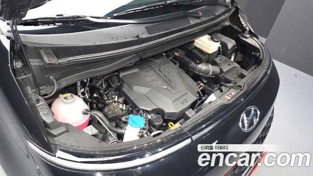 Hyundai Staria L3.5 Tourer 11-Seater Modern 2022 — фото 6