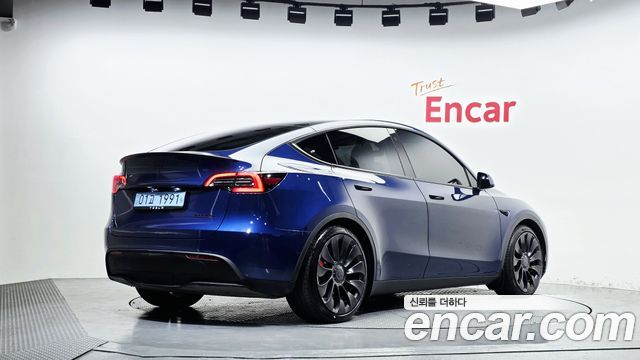 Tesla Model Y Performance AWD 2022 — фото 2