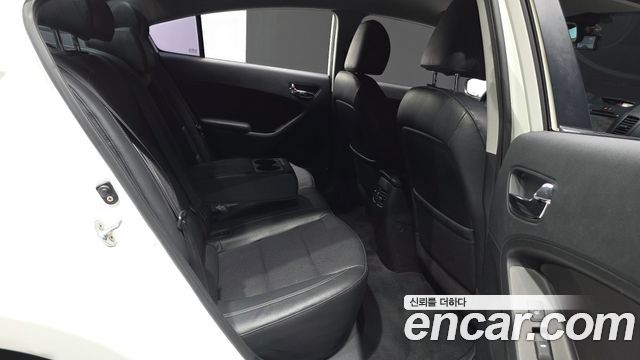 Kia K3 Noblesse 2015 — фото 11