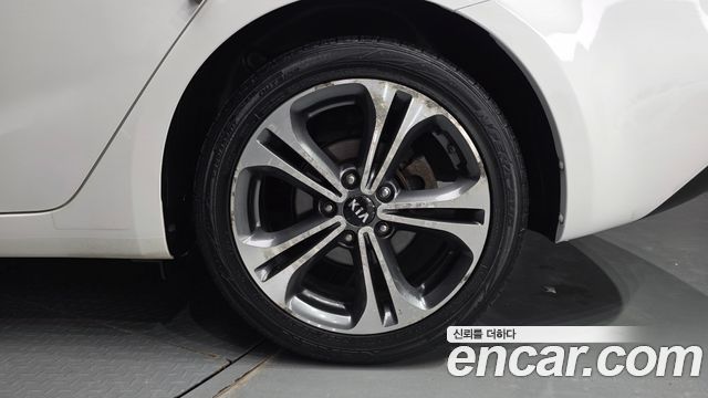 Kia K3 Noblesse 2015 — фото 21