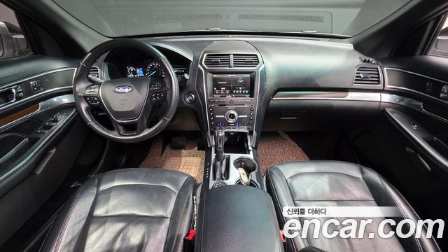 Ford Explorer 2.3 Limited 4WD 5th 2016 — фото 7