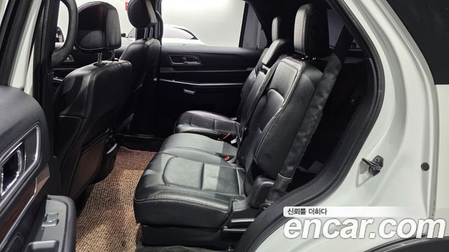 Ford Explorer 2.3 Limited 4WD 5th 2016 — фото 11