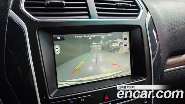 Ford Explorer 2.3 Limited 4WD 5th 2016 — фото 17