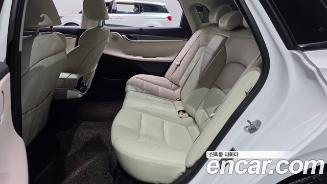 Hyundai Grandeur (IG) 2.5 Le Blanc 2023 — фото 11