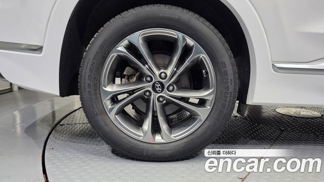 Hyundai Santa Fe (TM) Diesel 2.2 4WD Inspiration 2020 — фото 5