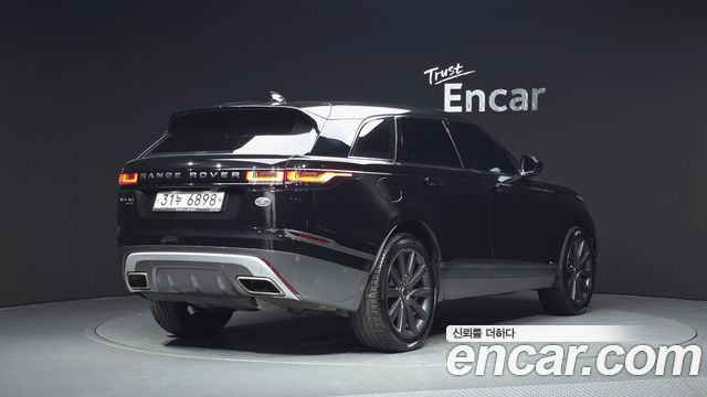 Land Rover Range Rover Velar 3.0 D300 R-Dynamic HSE 2018 — фото 2