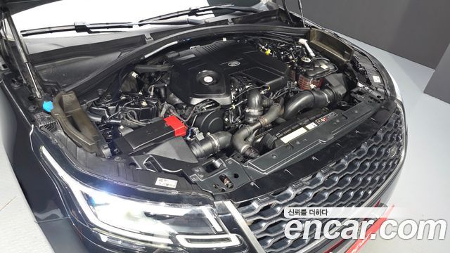 Land Rover Range Rover Velar 3.0 D300 R-Dynamic HSE 2018 — фото 6