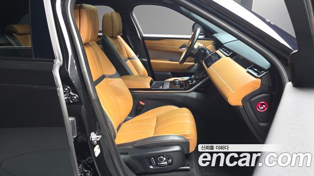 Land Rover Range Rover Velar 3.0 D300 R-Dynamic HSE 2018 — фото 26