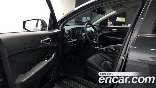 Kia Sportage (V) Gasoline 1.6 Turbo 2WD Prestige 2024 — фото 10