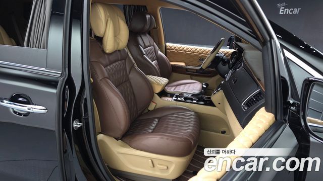 Kia Carnival 7-seater Hi-limousine President 2017 — фото 11