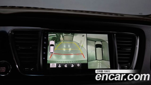 Kia Carnival 7-seater Hi-limousine President 2017 — фото 14