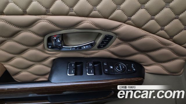 Kia Carnival 7-seater Hi-limousine President 2017 — фото 18
