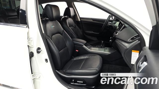 Kia K7 Hybrid 700h Prestige 2016 — фото 15