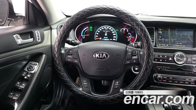 Kia K7 Hybrid 700h Prestige 2016 — фото 17