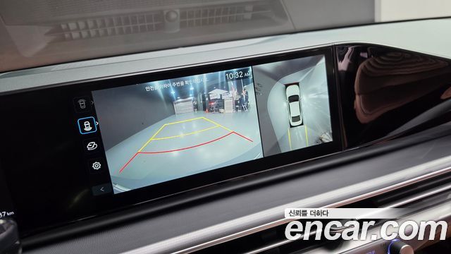 Hyundai Grandeur (GN7) 2,5 Gasoline 2WD Exclusive 2023 — фото 14